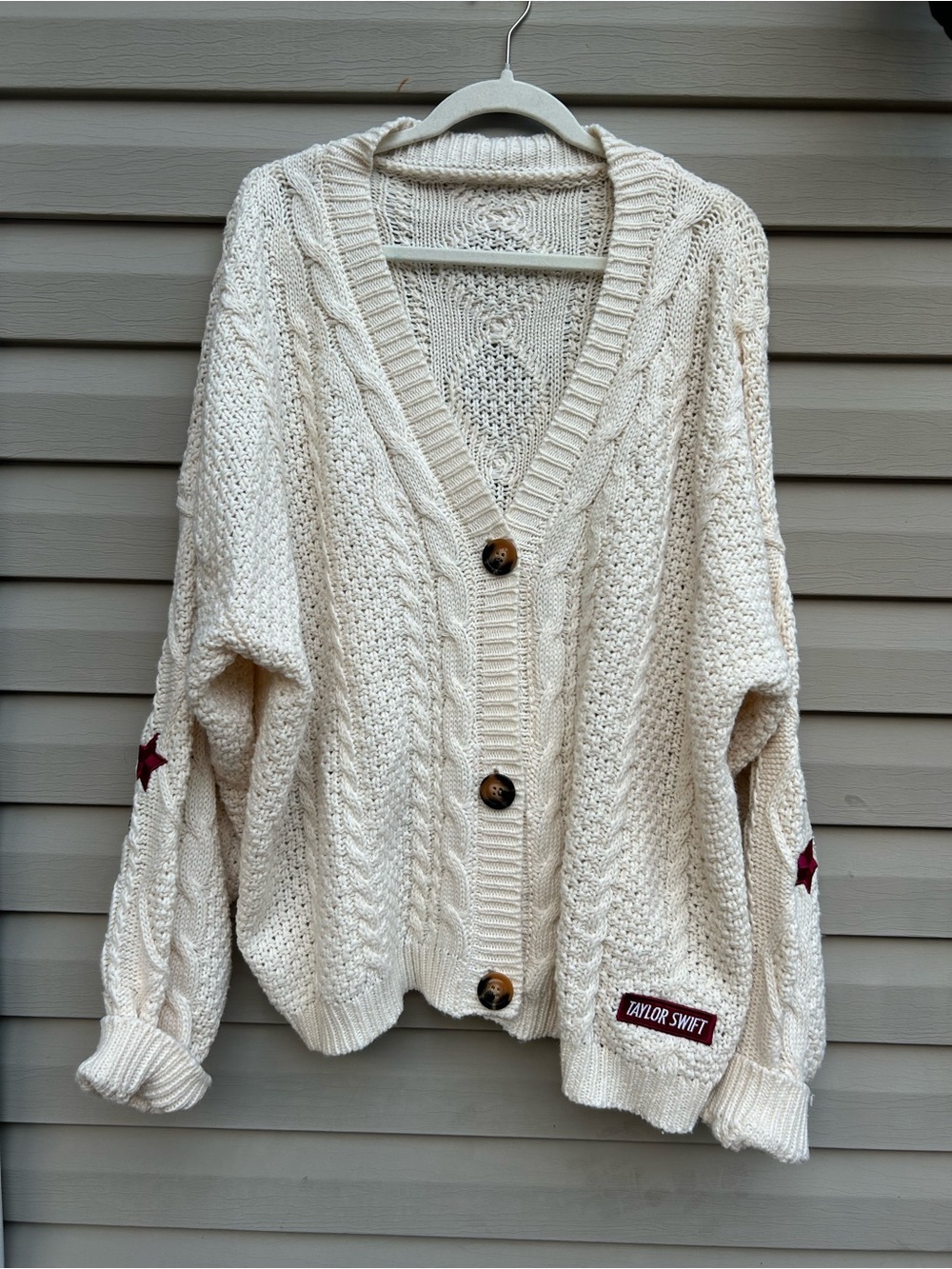 Taylor Swift Red Cream Cable-Knit Button Cardigan with Stars